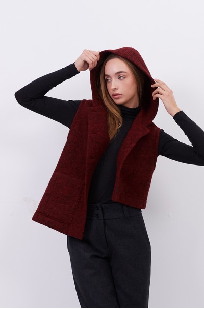 Камізелька тепла асиметрія червоно-чорний (КА 101/1)